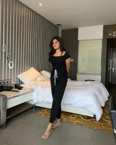 Call Girls Wadwani Cash On Delivery